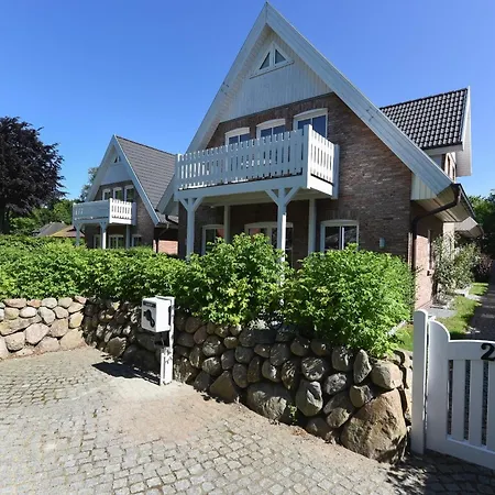 Haus Lachmoewe Waldstrasse Wyk auf Föhr