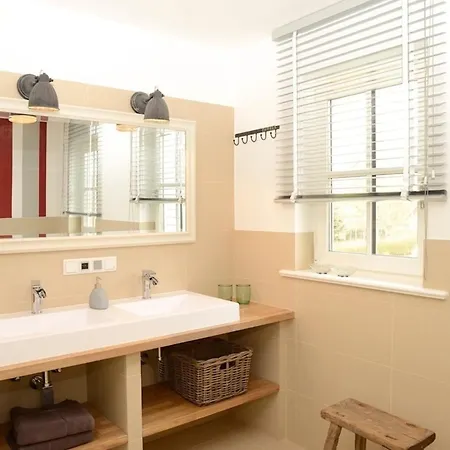 Haus Lachmoewe Waldstrasse Lägenhet *